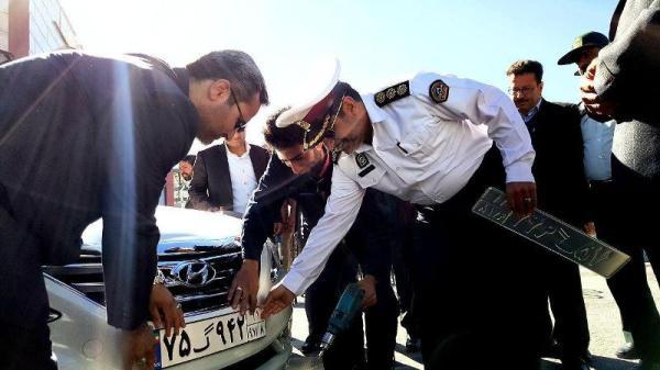 استاندار گیلان: تردد خودروهای با پلاک منطقه آزاد انزلی در پنج استان شمالی بلامانع است استاندار گیلان: تردد خودروهای با پلاک منطقه آزاد انزلی در پنج استان شمالی بلامانع است